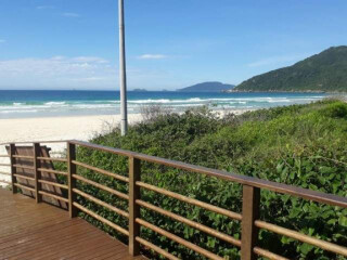 Apartamento de temporada em Praia Brava, Florianópolis Santa Catarina. AGBR-12 | Apartamento em Praia Brava | Florianópolis