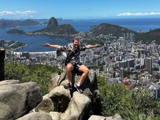 Guia de Turismo - Rio de Janeiro Copacabana - Excursões e aluguel de vans 